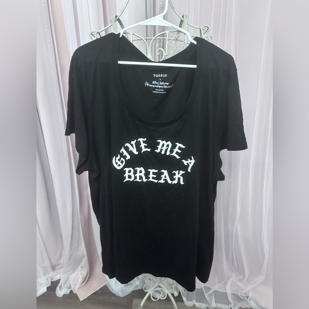 Torrid Black and White Short Sleeve Relaxed T-Shirt